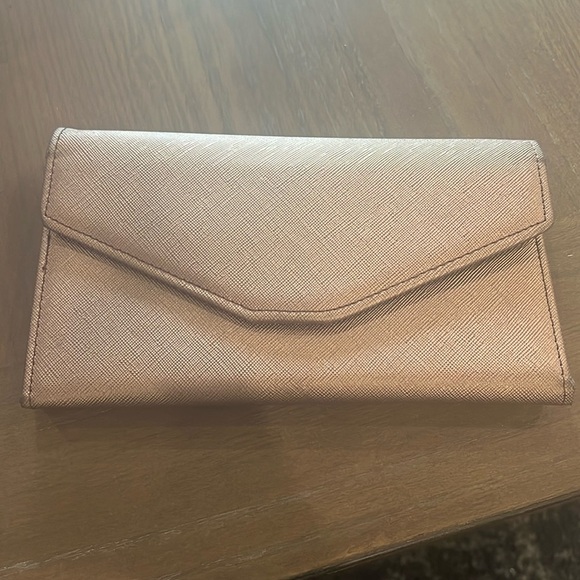 Travel wallet - Picture 1 of 2